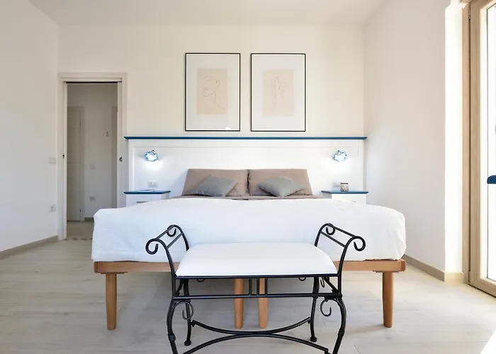 Inah Πανσιόν 3*